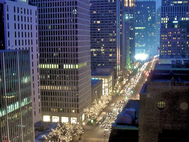US Chicago Michigan Avenue.JPG (135839 bytes)